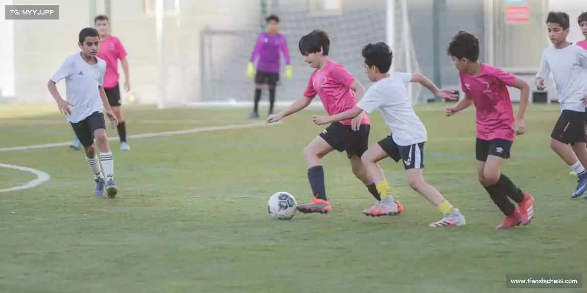 <strong>超凡国际·com</strong>🏆梦想不会发光，发光的是追逐梦想的你！